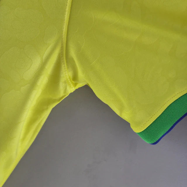 Camisa Seleção Brasileira I Home Nike Torcedor 2022/23 Masculino Amarelo